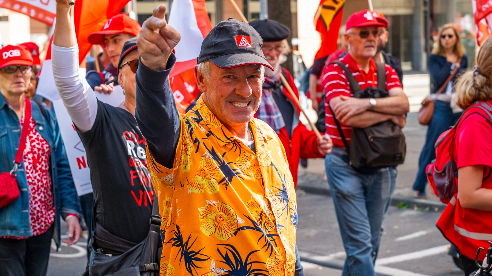 #hartverdient DGB-Aktionstag gegen Sozialabbau in Frankfurt