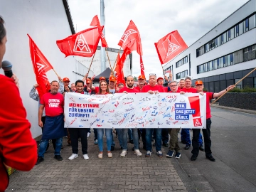 Warnstreiks bei Co2oltec: Klare Forderung nach Rückkehr zur Tarifbindung