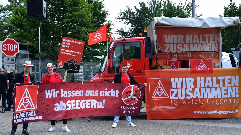 Bundesweiter Aktionstag der Mercedes Benz Niederlassungen