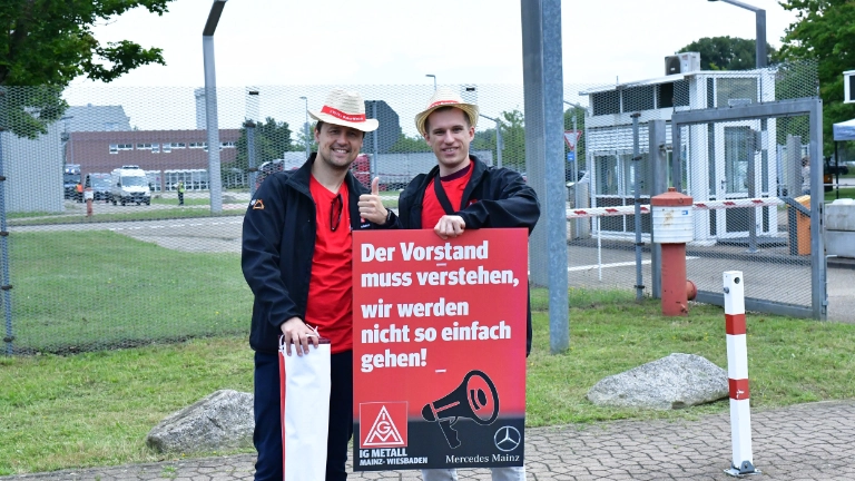 Bundesweiter Aktionstag der Mercedes Benz Niederlassungen