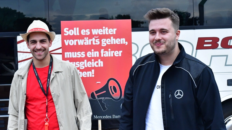 Bundesweiter Aktionstag der Mercedes Benz Niederlassungen